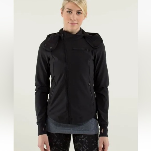 LULULEMON KEEP IT UP BLACK REMOVABLE HOODED RUN JACKET WATER RESISTANT SIZE: 4 - Picture 1 of 16